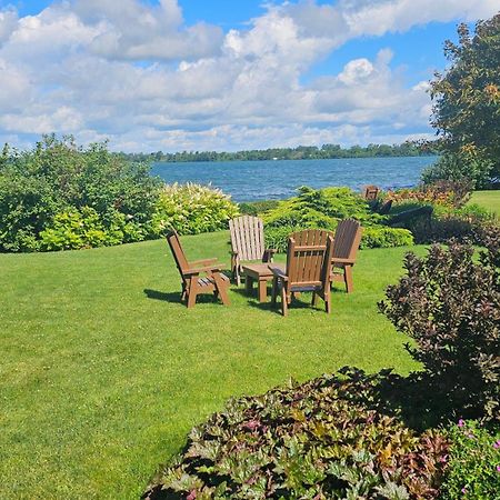 Hotel Oasis Lac St-Louis Salaberry-de-Valleyfield Extérieur photo