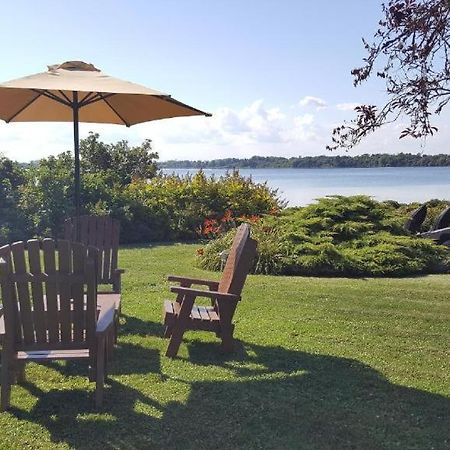 Hotel Oasis Lac St-Louis Salaberry-de-Valleyfield Extérieur photo