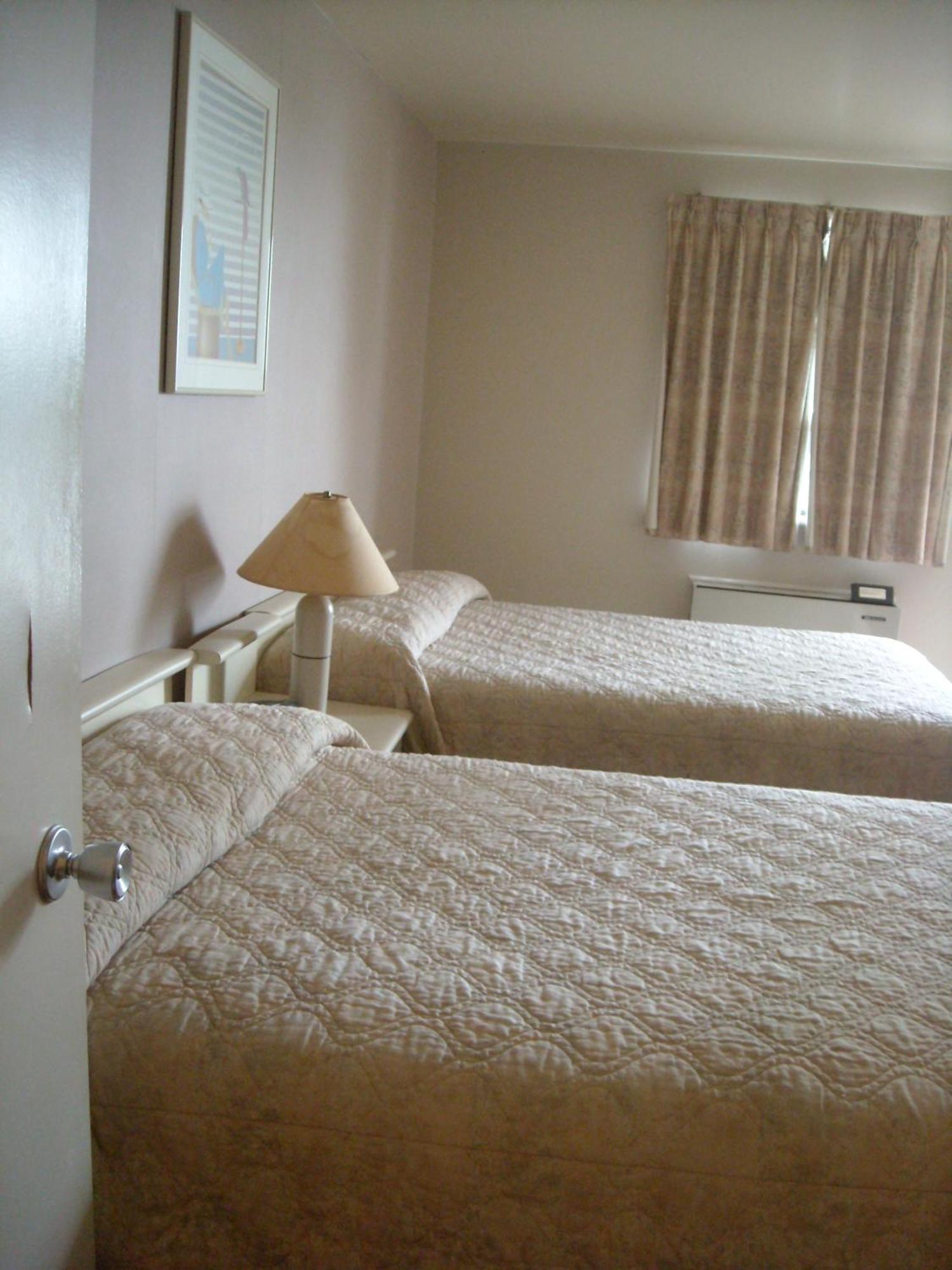 Hotel Oasis Lac St-Louis Salaberry-de-Valleyfield Extérieur photo