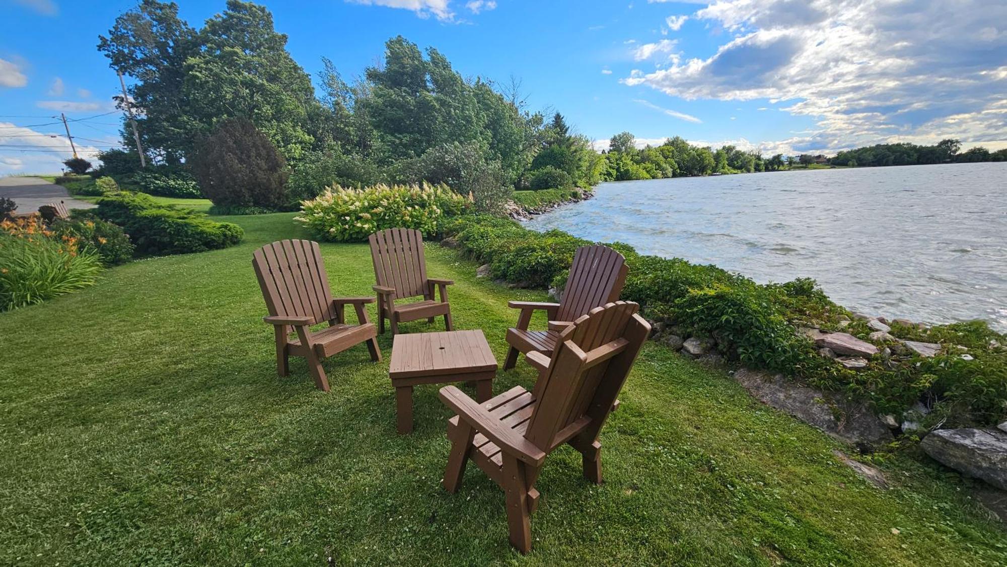 Hotel Oasis Lac St-Louis Salaberry-de-Valleyfield Extérieur photo