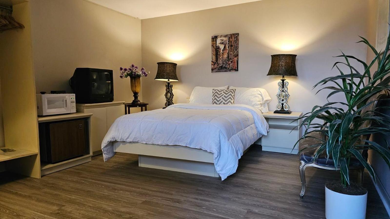 Hotel Oasis Lac St-Louis Salaberry-de-Valleyfield Extérieur photo